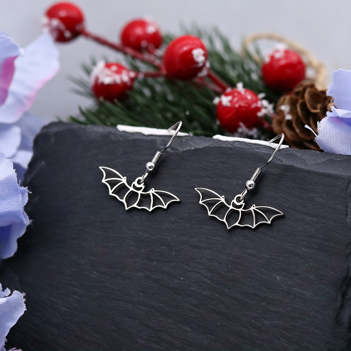 QIAMNI Gothic Vampire Bat Dang - مراجعة Men'S Vampire Accessories وسعره