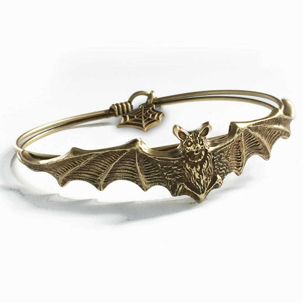 Gothic Punk Sliver Color Vampi - مراجعة Men'S Vampire Accessories وسعره